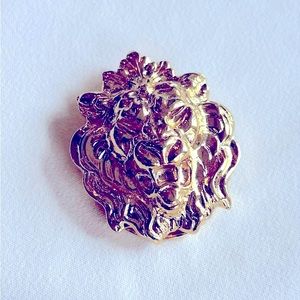 Vintage Roaring Lion Scarf Clip
